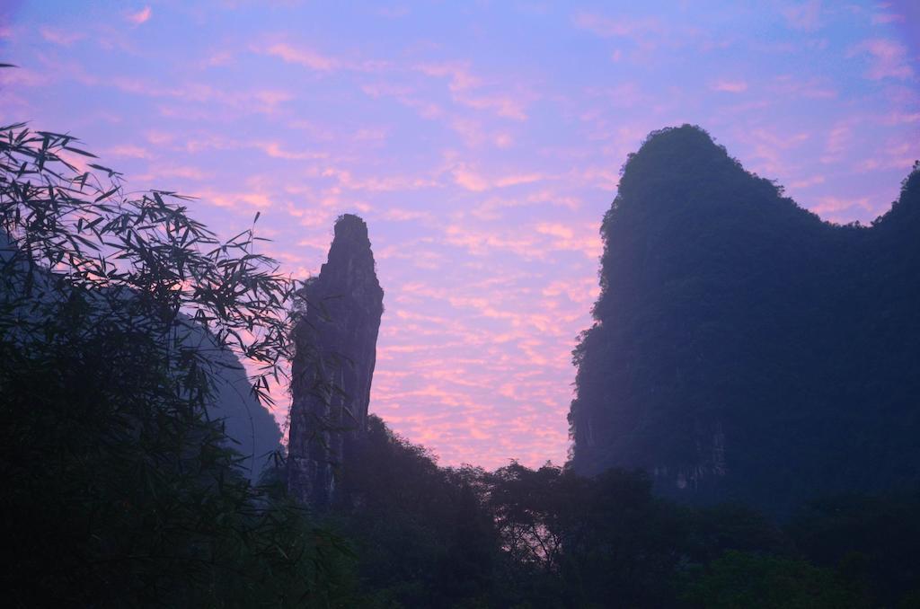 Yangshuo Peaceful Valley Retreat Hotel Bagian luar foto