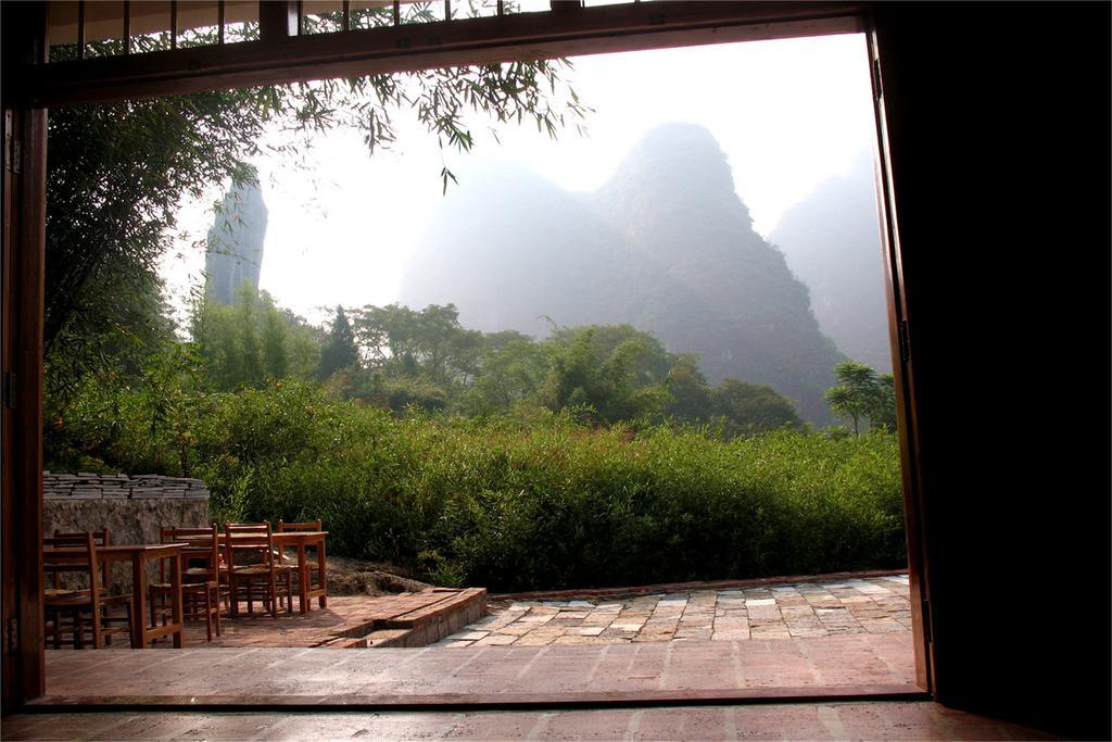 Yangshuo Peaceful Valley Retreat Hotel Bagian luar foto