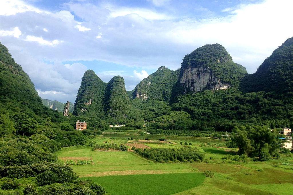 Yangshuo Peaceful Valley Retreat Hotel Bagian luar foto