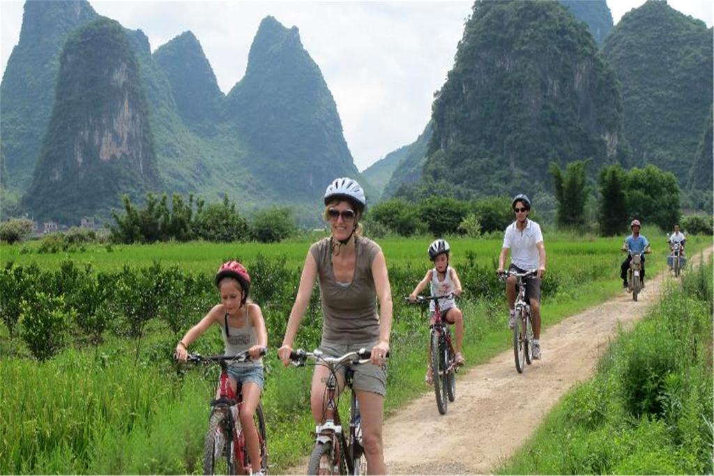 Yangshuo Peaceful Valley Retreat Hotel Bagian luar foto